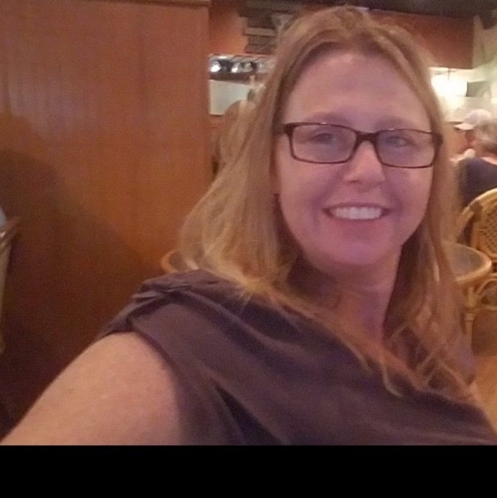 Meet your Posher, Julie